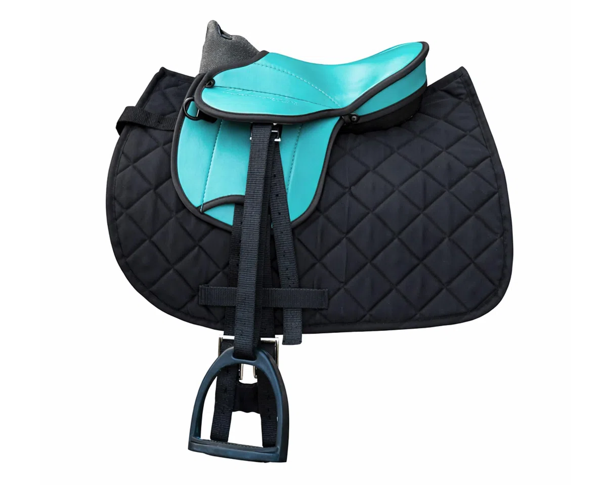 Brama West Holzpferd Sattel Set „My Happy Pony“ | Sattel für Shetty Pony Holzpferd | mit Satteldecke, Sattelgurt, Steigbügel & Steigbügelriemen (Sattel Türkis; Decke Schwarz)