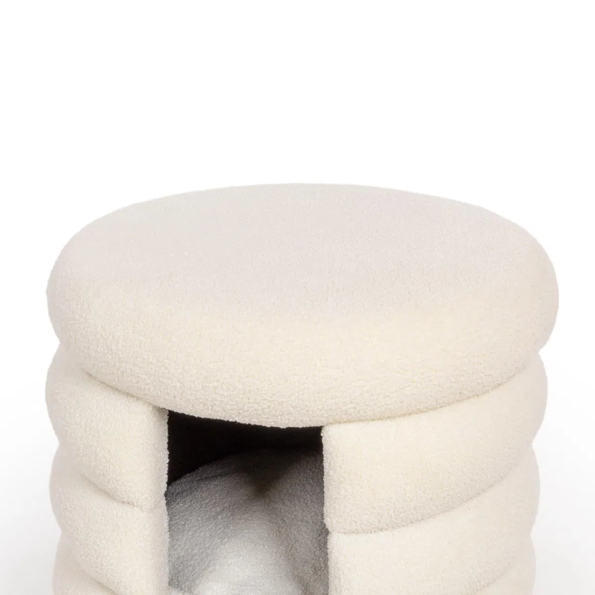 CanadianCat Company | Katzenbett Choupette - Design-Katzenhöhle | Teddy weiß-Gold | ca. 58 x 58 x 59 cm