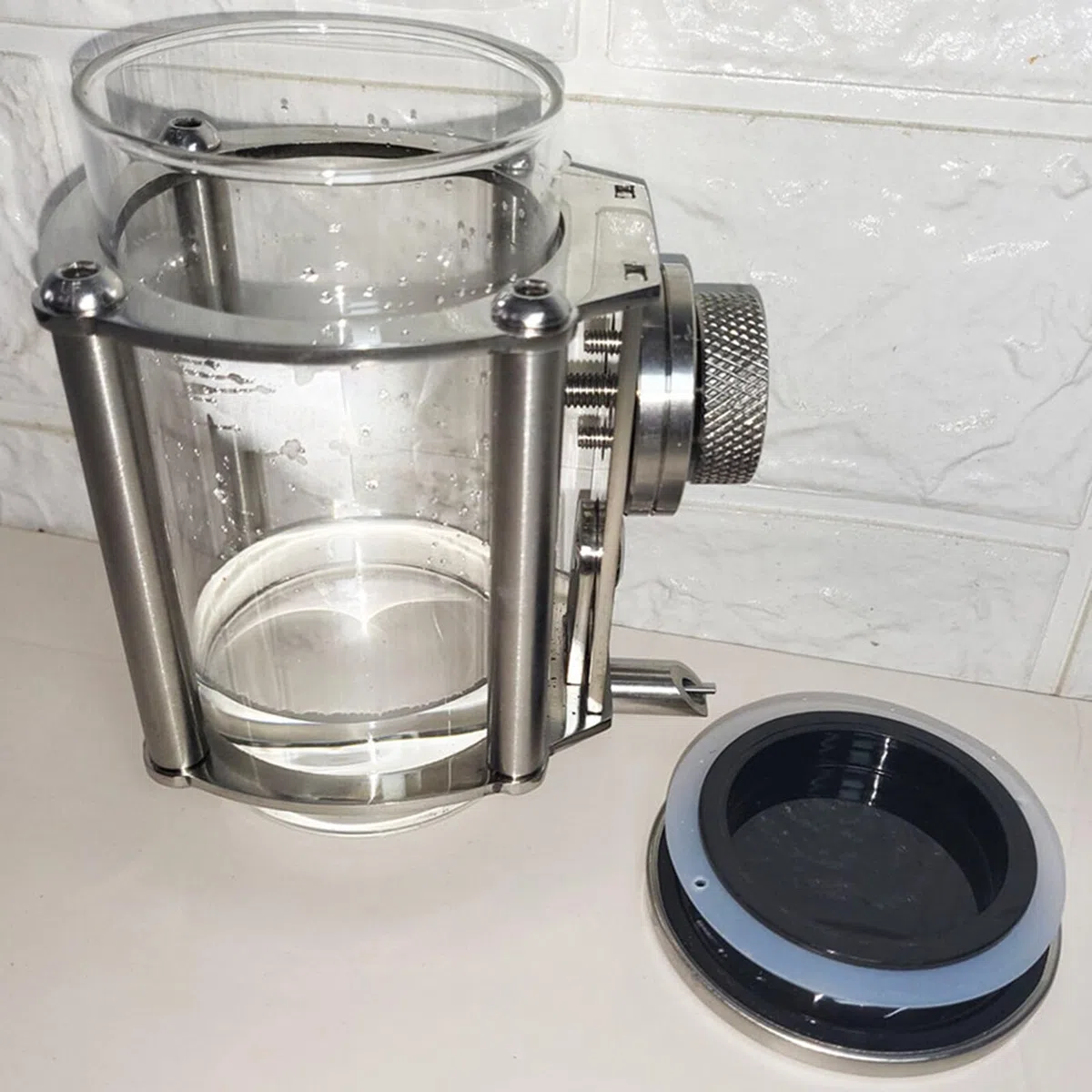 Wasserspender für Vögel und Kleintiere, Edelstahl, tropffreies Design, hängende Käfig-Wasserflasche für Papageien, Kaninchen und Nager