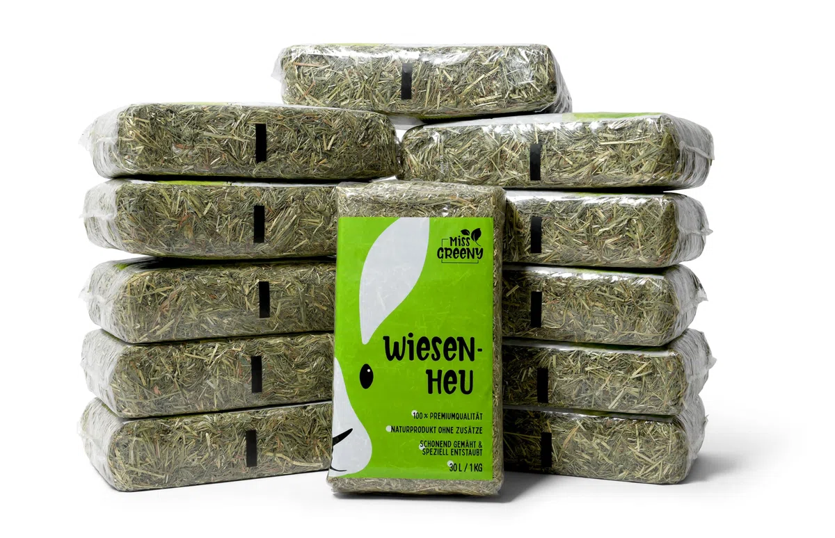 12kg Hochwertiges Bergwiesenheu aus Deutschen Grünlandregionen - Verpackt in 1kg Beuteln