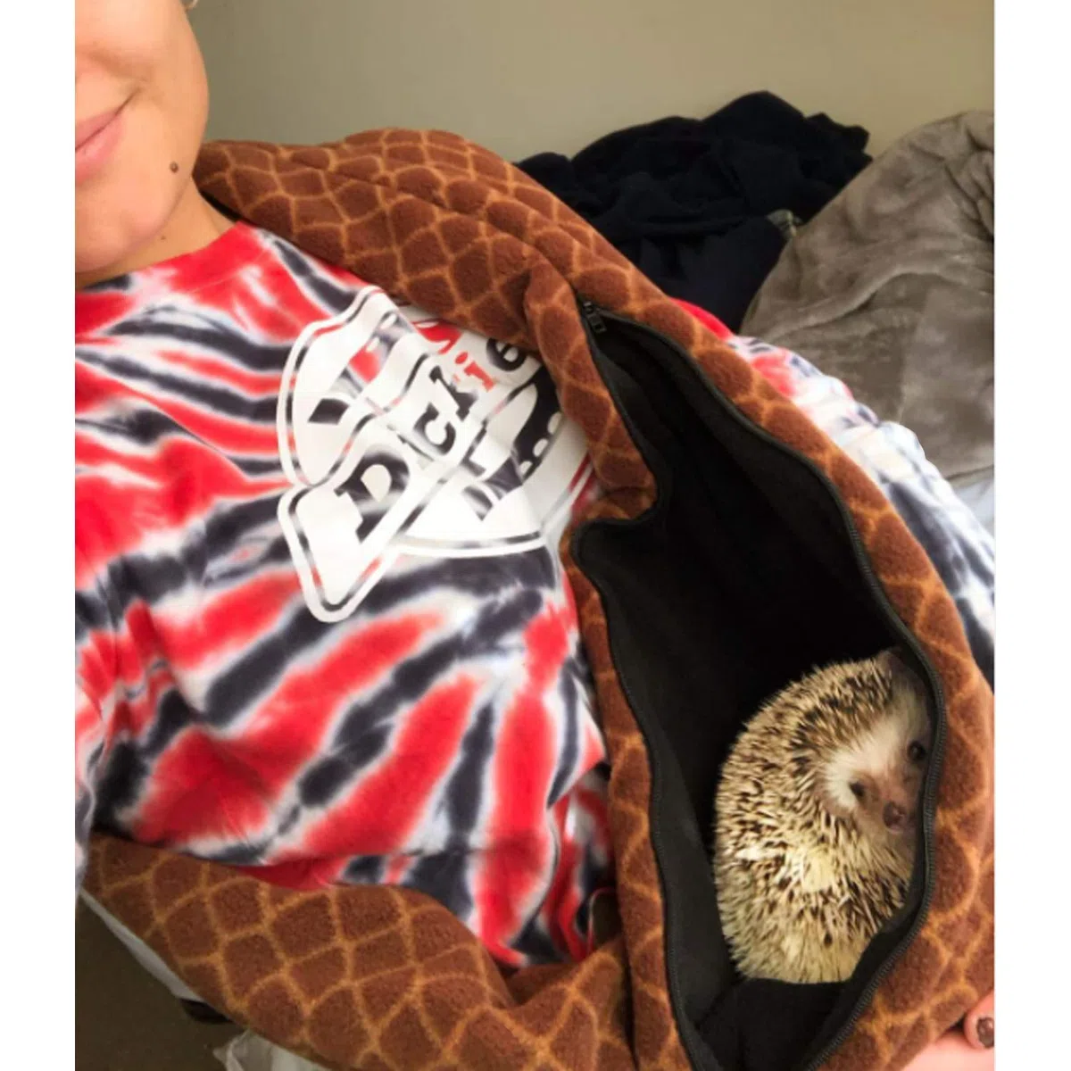 Pet Bonding Schal (Schlange) – Tragetasche für Chinchillas, Igel, Ratten, Zuckergleiter, Meerschweinchen, Kaninchen, Hamster, Rennmäuse, Eichhörnchen, Frettchen, Kätzchen, Papageien, Vögel, Reptilien