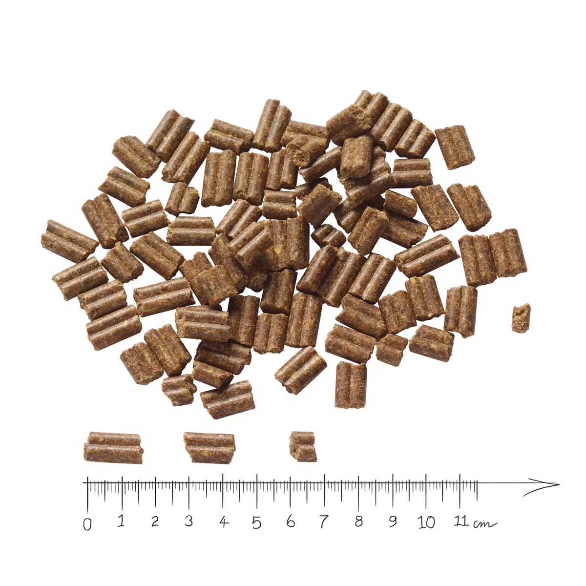 Markus Mühle NaturNah Mini Glutenfrei Kaltgepresstes Alleinfutter für kleine Hunderassen, ausgewachsene Hunde mit hohem Proteingehalt und wohltuenden natürlichen Inhaltsstoffen (5x5kg)