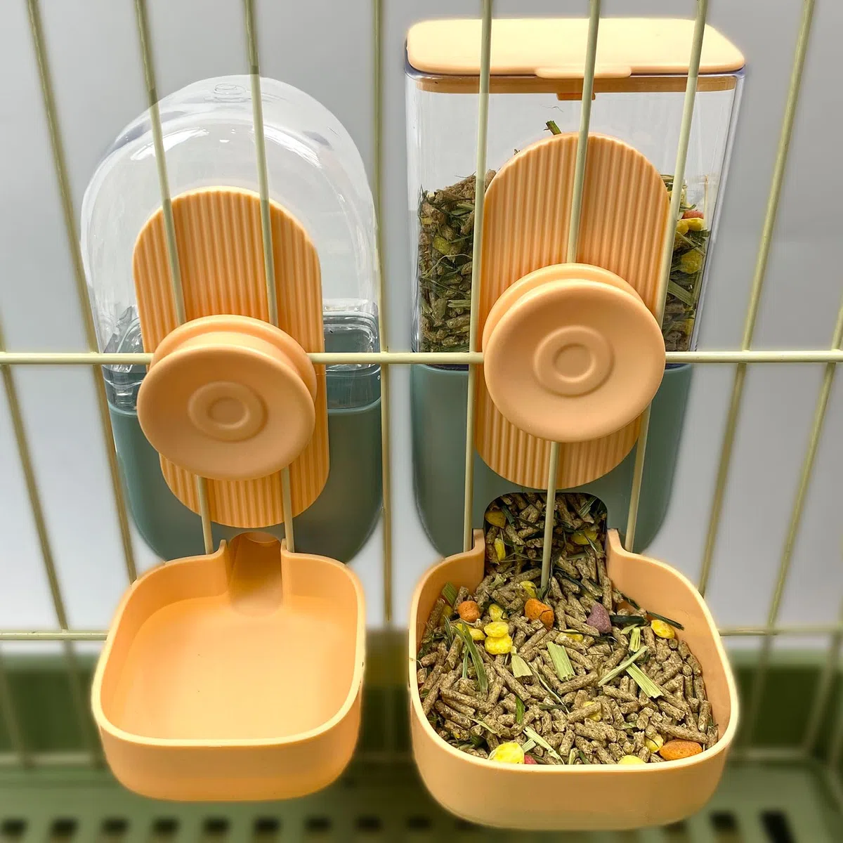 Automatischer Wasserspender für Tierfutter (Orange)