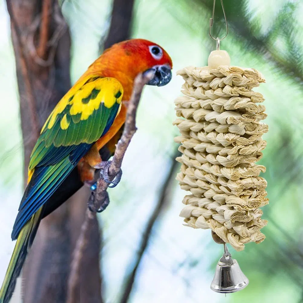 ArinkO Kauspielzeug für Vögel und Papageien aus natürlichem Maisrumpf aus Holz: Schaukeln, Klettern und Beißen mit Glocke – hängendes Käfigspielzeug