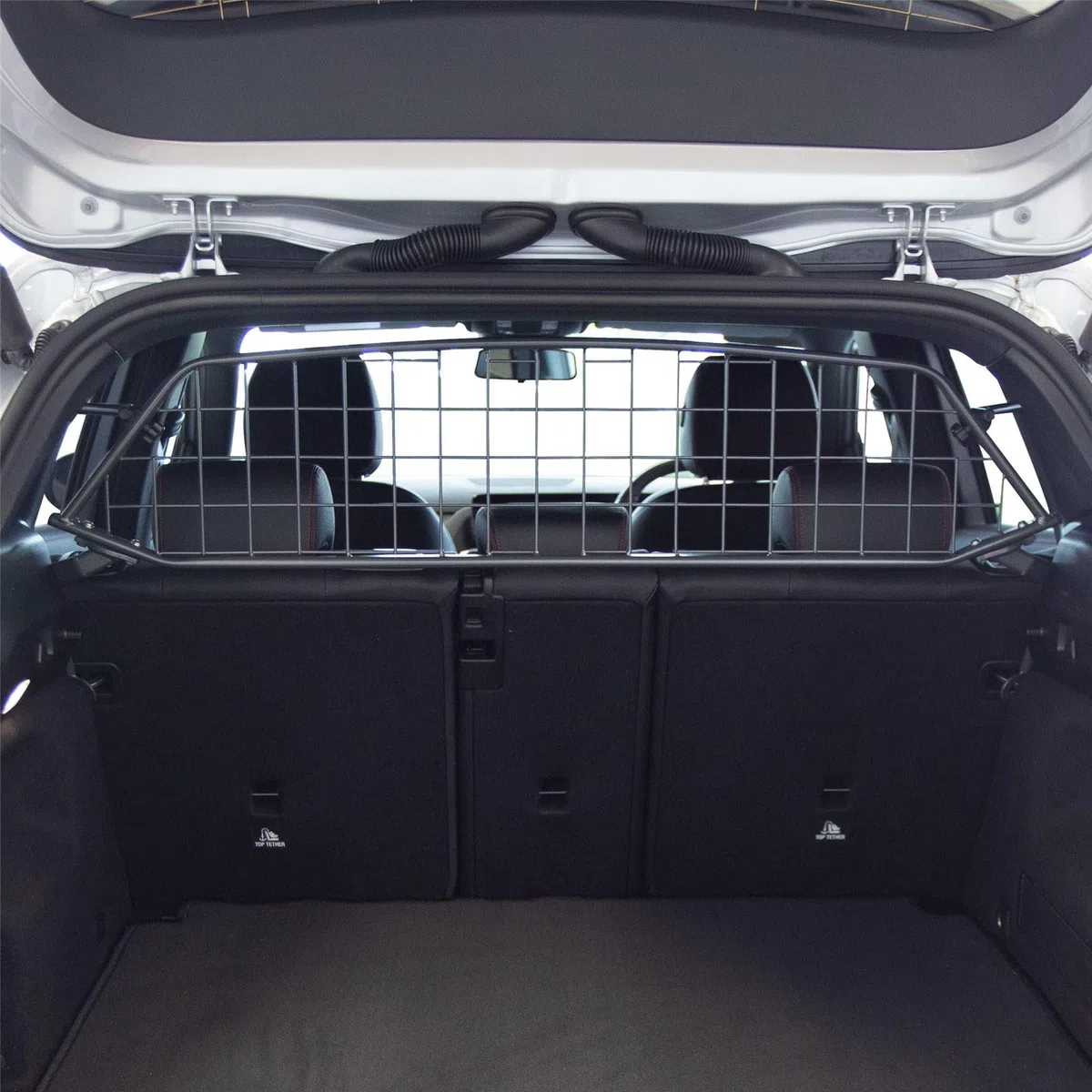Travall Hundegitter für Mercedes-Benz EQA (2021-) Fahrzeugspezifisches Hundegitter, Kofferraumschutz für Hundetransport, Gepäckschutz, Robustes Stahlnetz Auto Hundesperre