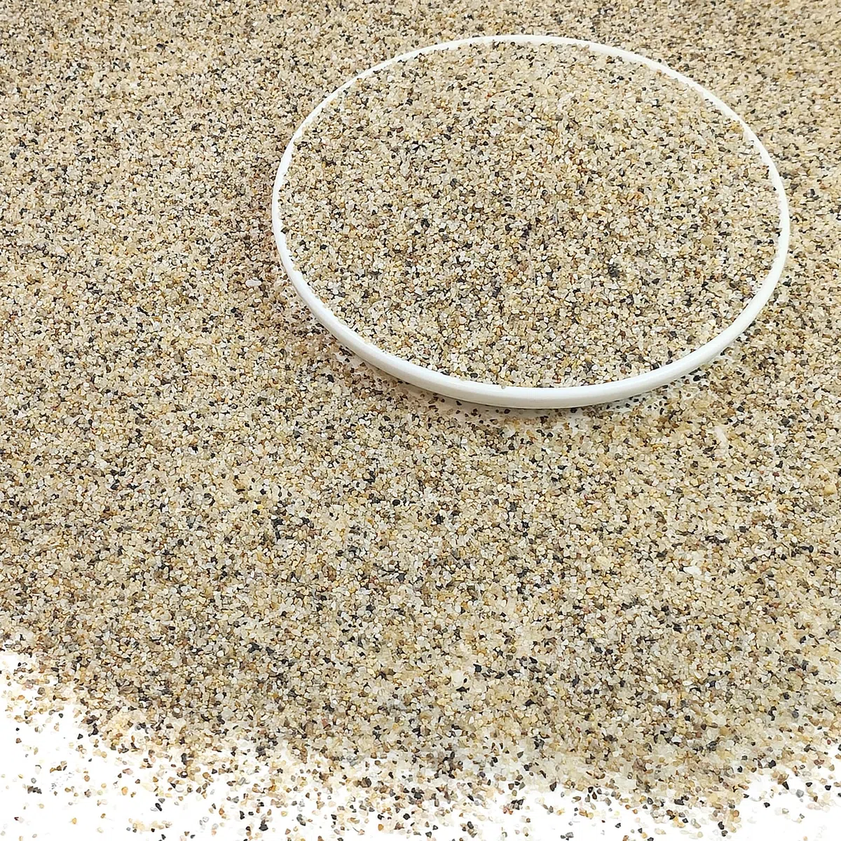 Brauner Aquariensand, 18 kg, Mini-Kies-Substrat | Kieselsandsubstrat für Süß- und Salzwasser-Aquarium, Terrarium, Pflanze, Basteldekoration