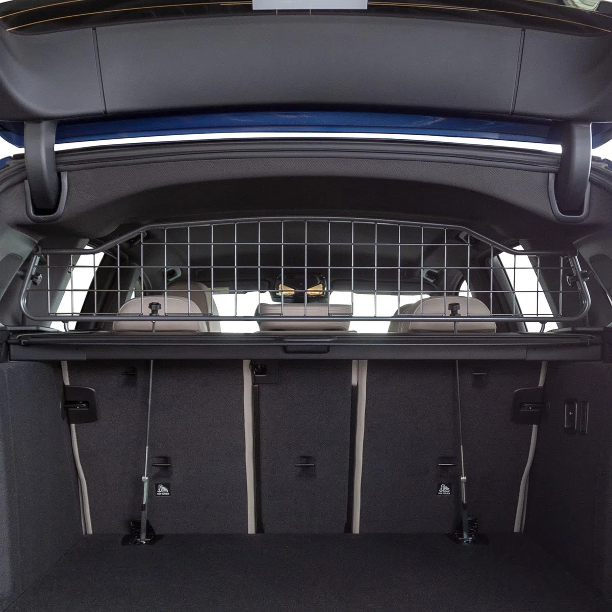 Travall Hundegitter für BMW iX3 2020+, fahrzeugspezifisches Trenngitter für den Kofferraum aus Stahl, passgenau für sicheren Hundetransport
